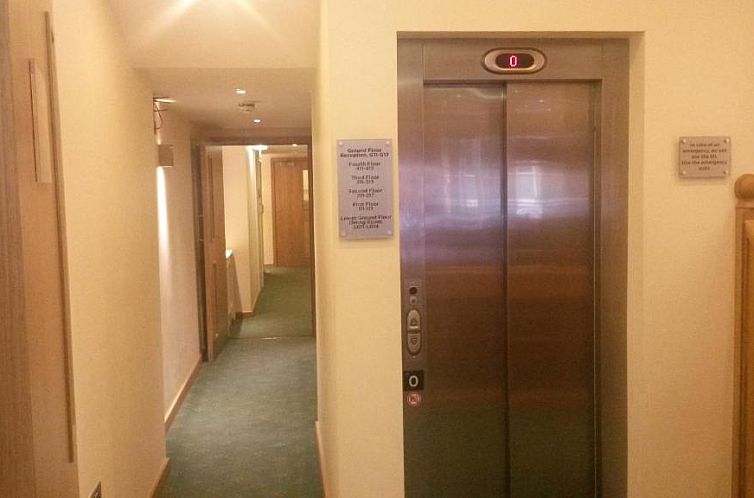 Regency Hotel Parkside