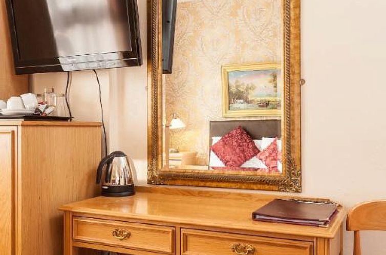 Roseview Alexandra Palace Hotel