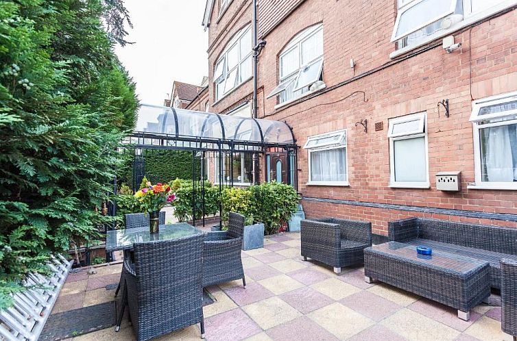 Roseview Alexandra Palace Hotel
