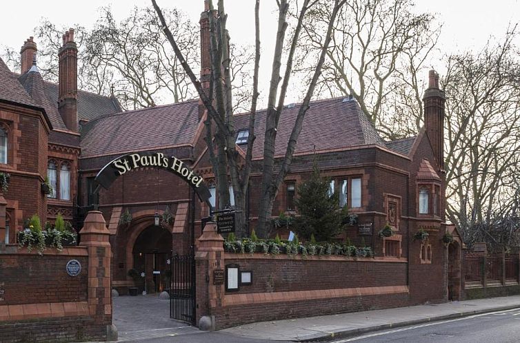 St Paul's Hotel