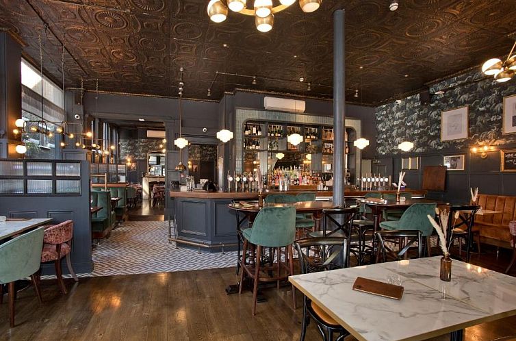 The Clerk & Well Pub and Rooms