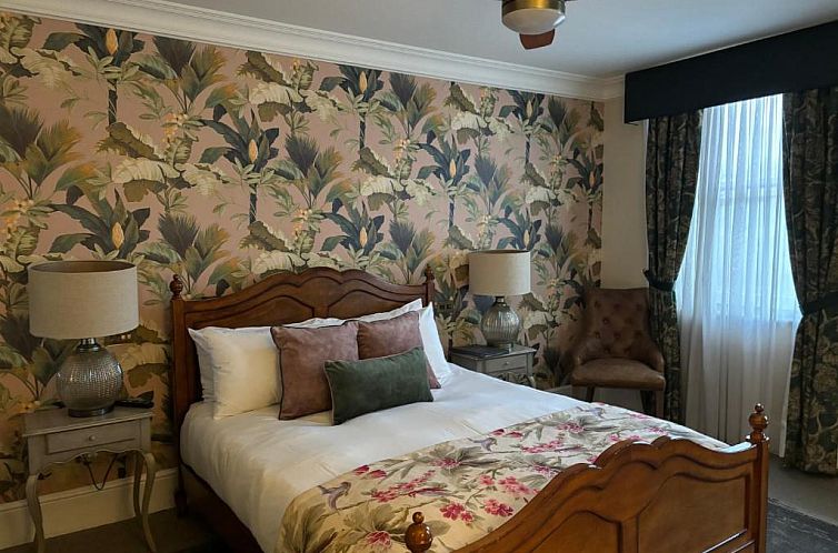 The Clerk & Well Pub and Rooms