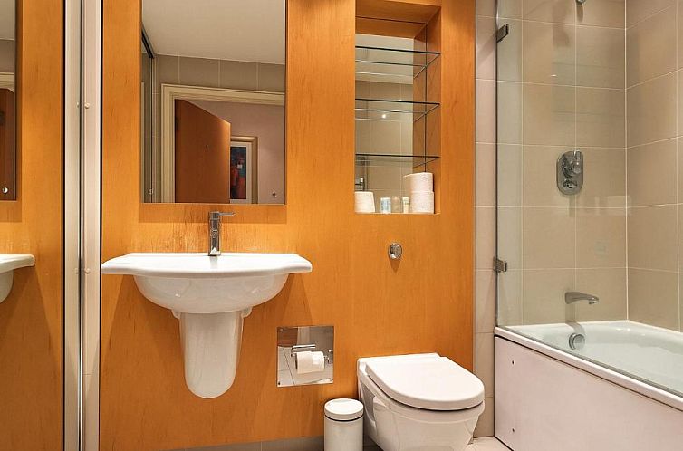 Still Life Tower Hill Executive