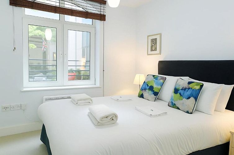 Still Life Tower Hill Executive