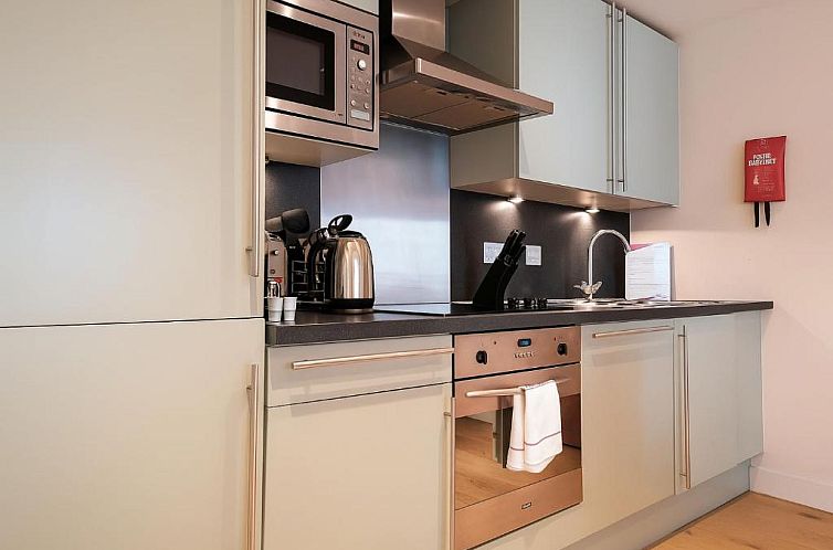 Still Life Tower Hill Executive