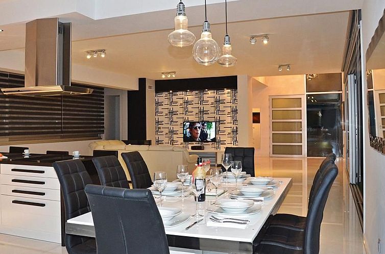 Vakantiehuis Moderne 3-Schlafzimmer-Villa mit atemberaubende