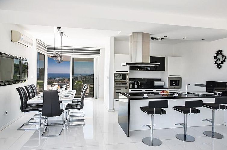 Vakantiehuis Moderne 3-Schlafzimmer-Villa mit atemberaubende