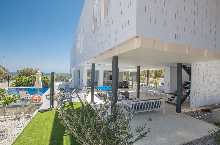 Vakantiehuis Ferienvilla "Chloe" mit Terrasse und Garten