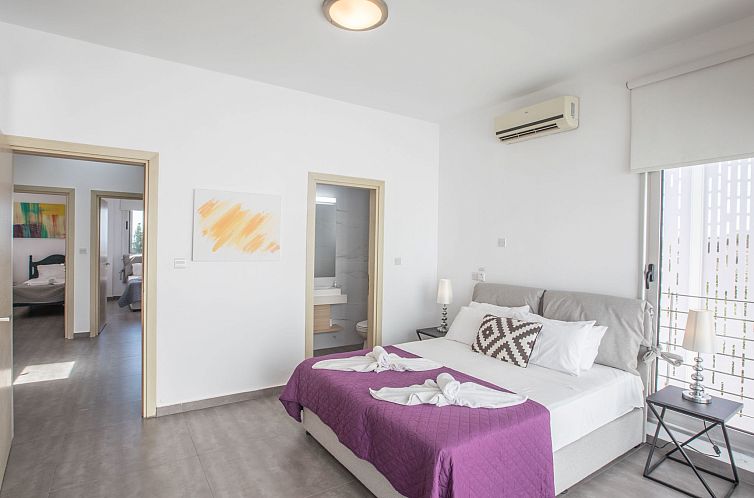 Vakantiehuis Ferienvilla "Chloe" mit Terrasse und Garten