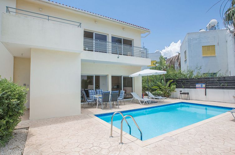 Vakantiehuis Wunderschöne Ferienvilla in Strandnähe