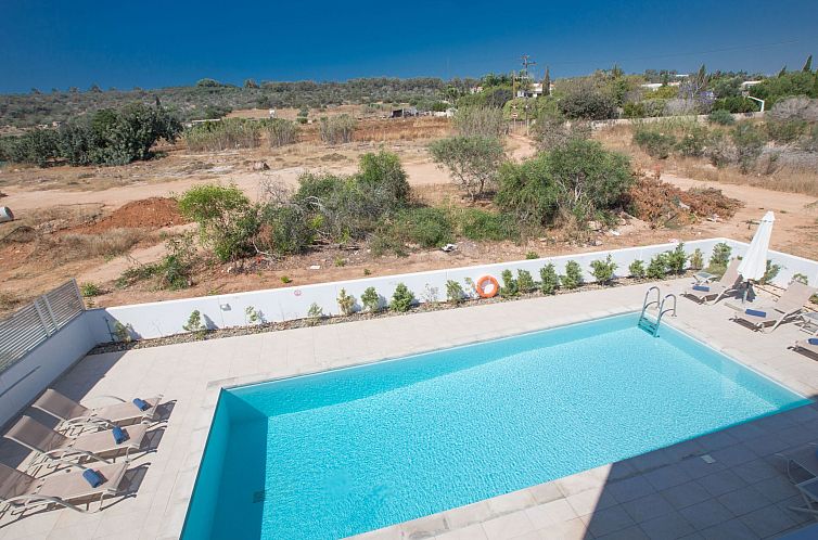 Vakantiehuis Neue Ferienvilla für 10 Personen