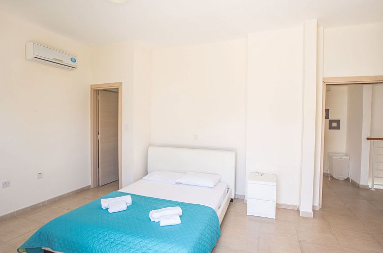 Vakantiehuis Helle Ferienvilla mit Pool