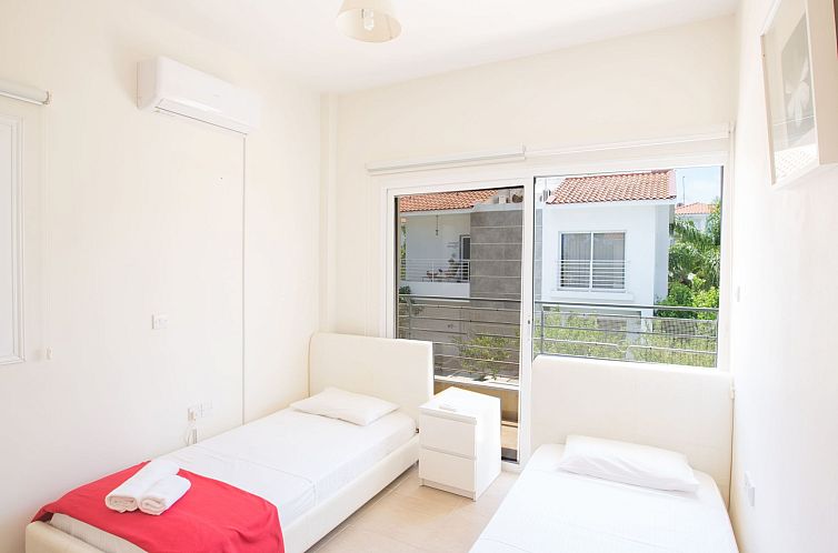 Vakantiehuis Helle Ferienvilla mit Pool