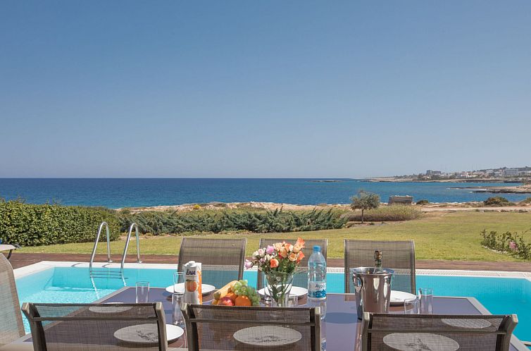 Vakantiehuis Haus in Protaras mit Pool und Meerblick