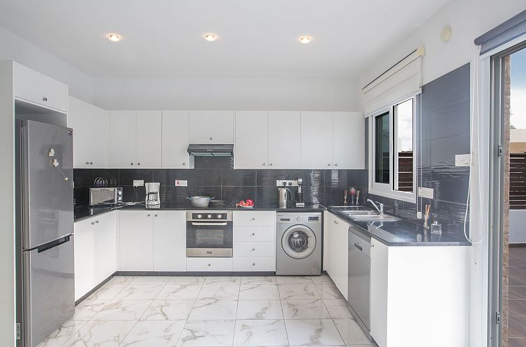 Vakantiehuis 3-Schlafzimmer-Villa in Protaras Zentrum mit Po