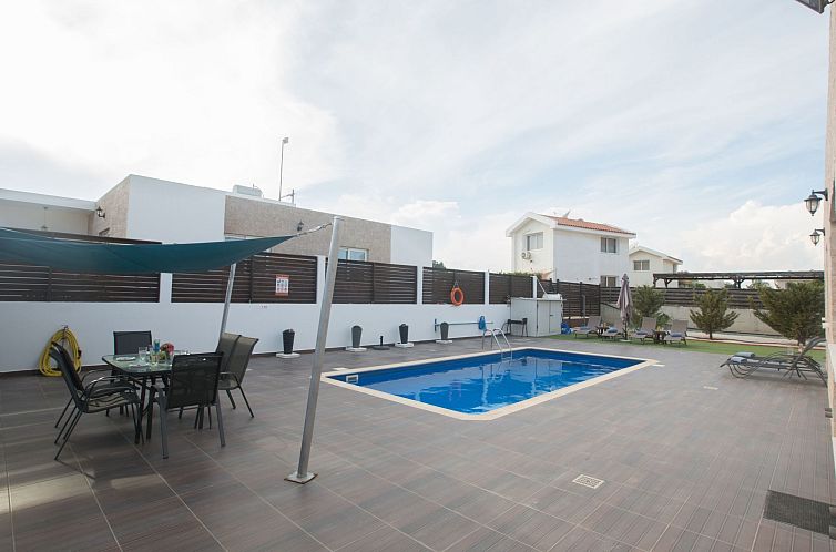 Vakantiehuis 3-Schlafzimmer-Villa in Protaras Zentrum mit Po