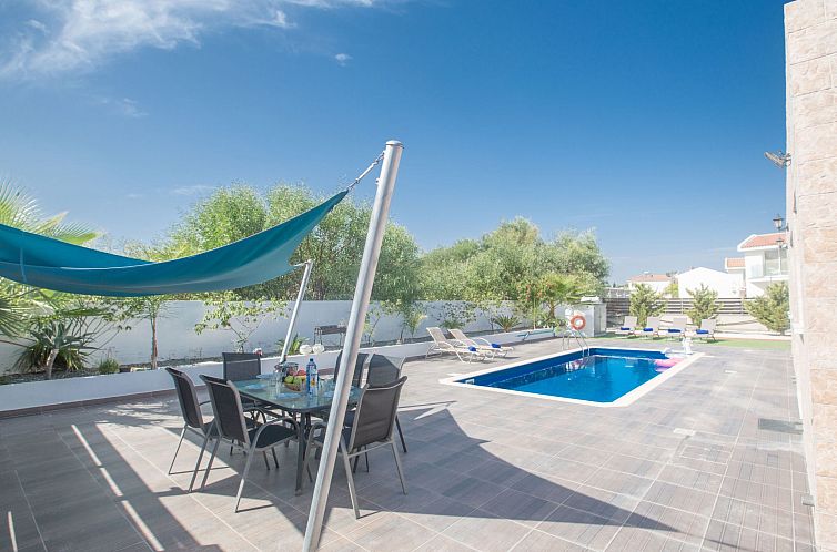 Vakantiehuis 3 Schlafzimmer Villa mit Pool in Protaras Zentr