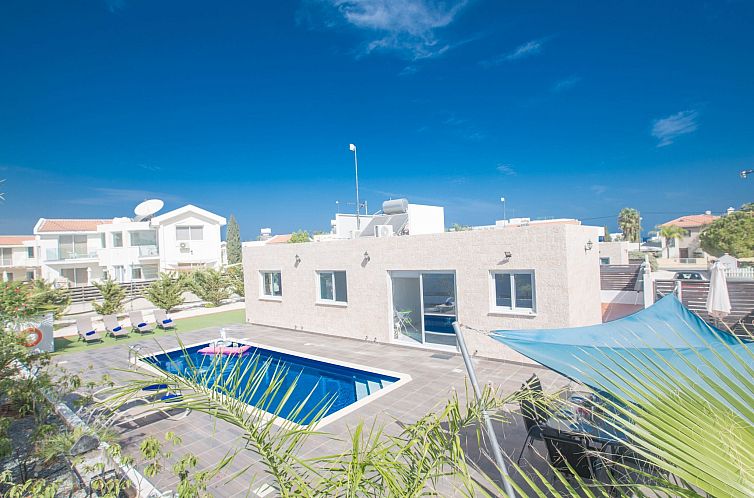 Vakantiehuis 3 Schlafzimmer Villa mit Pool in Protaras Zentr