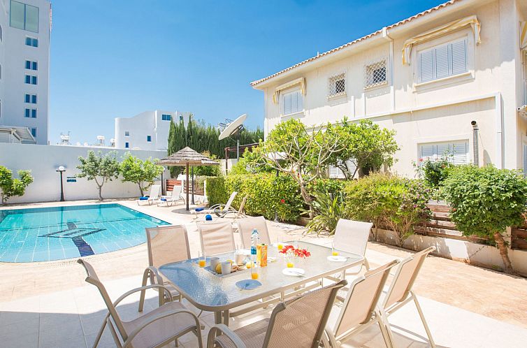 Vakantiehuis in Protaras mit privatem Parkplatz