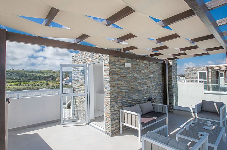 Vakantiehuis Moderne 4-Schlafzimmer-Villa im Zentrum von Pro