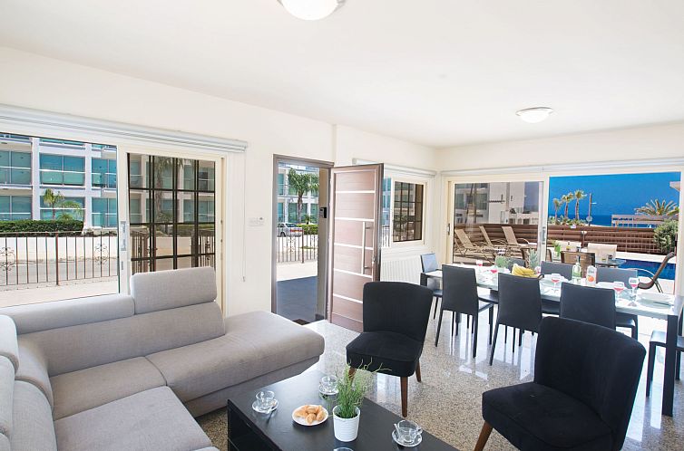 Vakantiehuis Wunderschöne Villa mit privatem Pool und groß