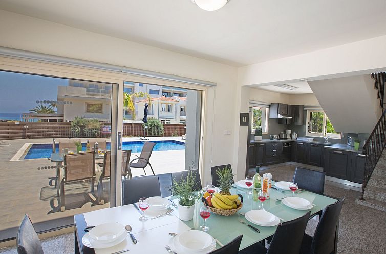 Vakantiehuis Wunderschöne Villa mit privatem Pool und groß