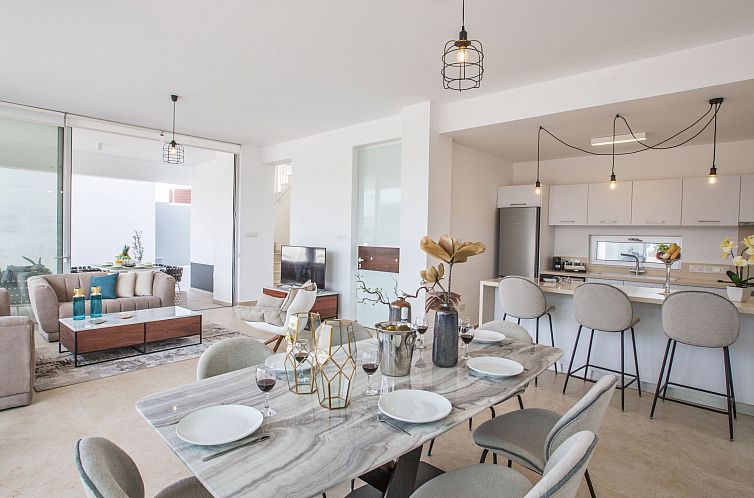 Vakantiehuis 3-Schlafzimmer-Villa mit privatem Pool im Zentr