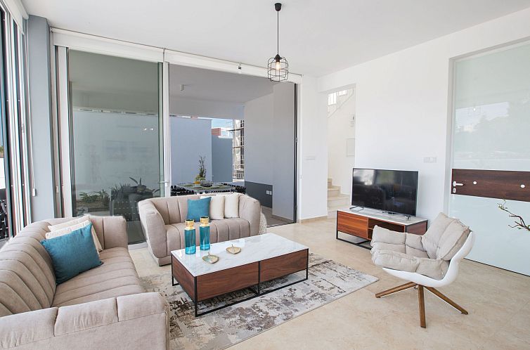 Vakantiehuis 3-Schlafzimmer-Villa mit privatem Pool im Zentr