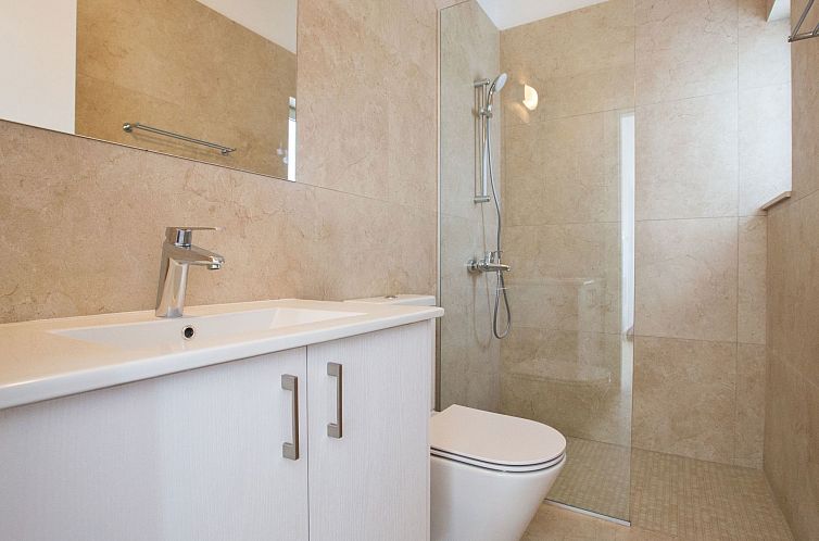 Vakantiehuis 3-Schlafzimmer-Villa mit privatem Pool im Zentr