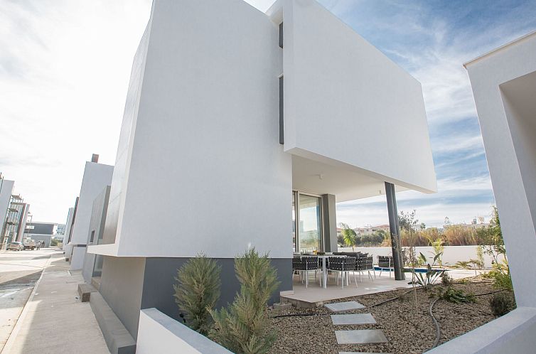 Vakantiehuis 3-Schlafzimmer-Villa mit privatem Pool im Zentr