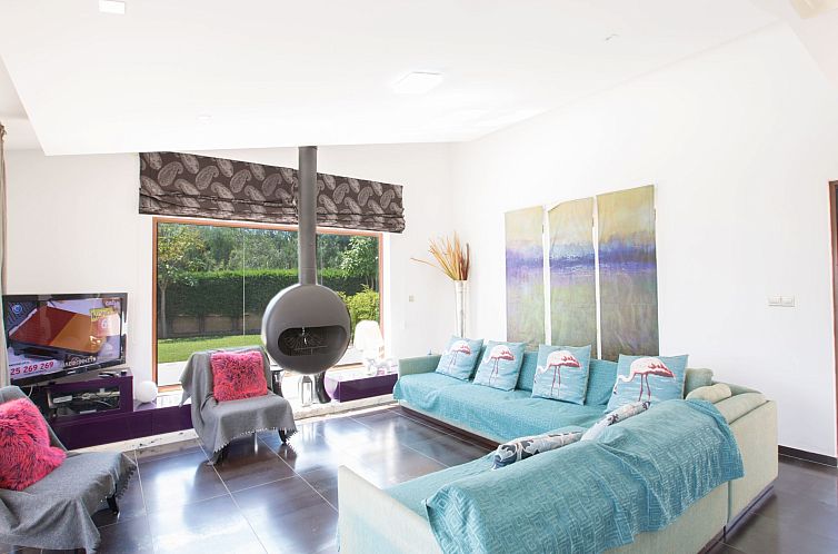 Vakantiehuis 4-Schlafzimmer-Villa mit Pool im Zentrum von Pr