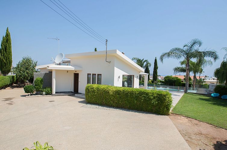 Vakantiehuis 4-Schlafzimmer-Villa mit Pool im Zentrum von Pr
