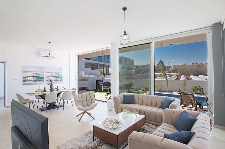 Vakantiehuis 3-Schlafzimmer-Villa mit privatem Pool im Zentr