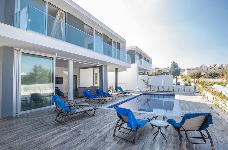 Vakantiehuis Schönes Ferienhaus Olivine für 11 Personen