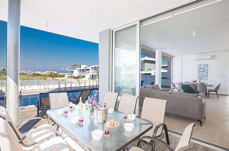 Vakantiehuis Schönes Ferienhaus Olivine für 11 Personen