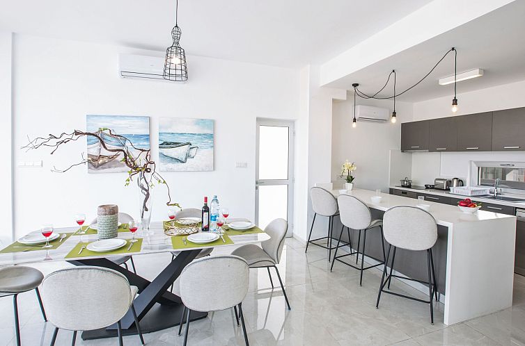 Vakantiehuis 3 Schlafzimmer Villa OL26 mit Pool in Protaras