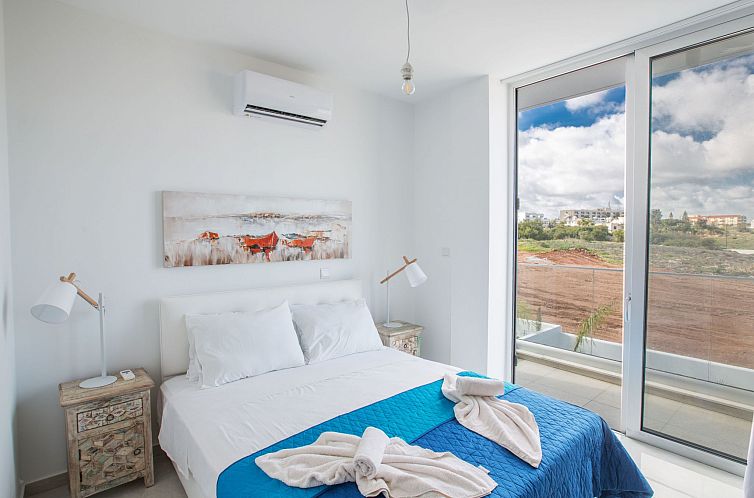 Vakantiehuis 3 Schlafzimmer Villa OL26 mit Pool in Protaras