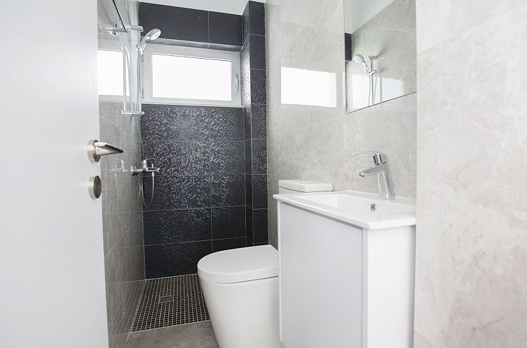 Vakantiehuis Atemberaubende Villa Olivine mit Meerblick