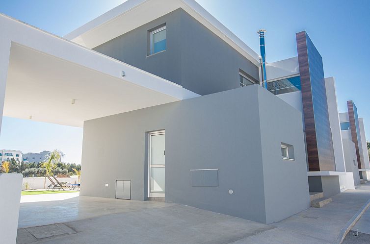 Vakantiehuis Atemberaubende Villa Olivine mit Meerblick