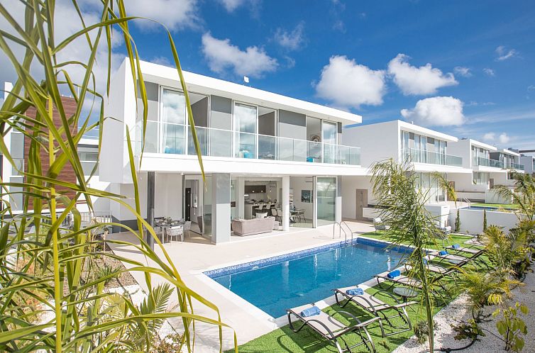 Vakantiehuis 3-Schlafzimmer-Villa mit privatem Pool im Zentr