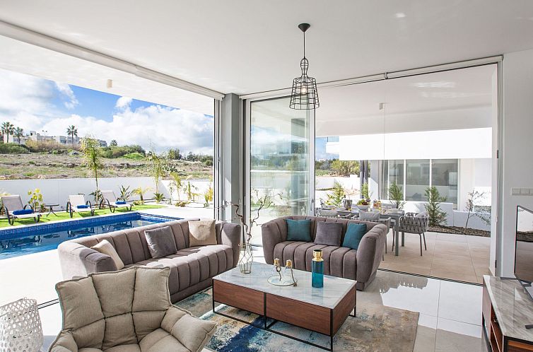 Vakantiehuis 3-Schlafzimmer-Villa mit privatem Pool im Zentr