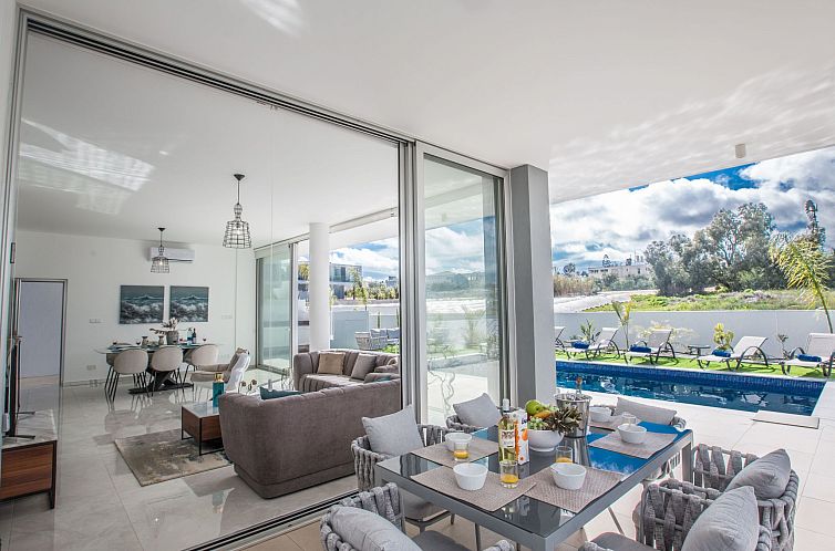 Vakantiehuis 3-Schlafzimmer-Villa mit privatem Pool im Zentr