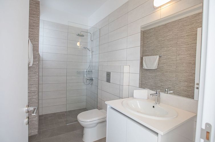 Vakantiehuis Schöne Villa Olivine Pearl OL5 mit Garten