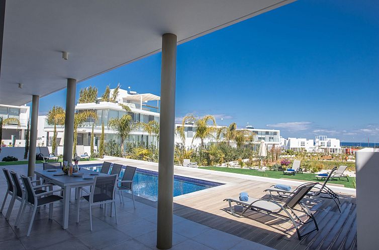 Vakantiehuis Schöne Villa Olivine Pearl OL5 mit Garten