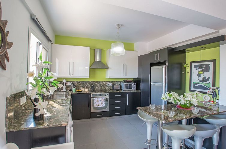 Vakantiehuis Charmante 3-Schlafzimmer-Villa DI12 mit private