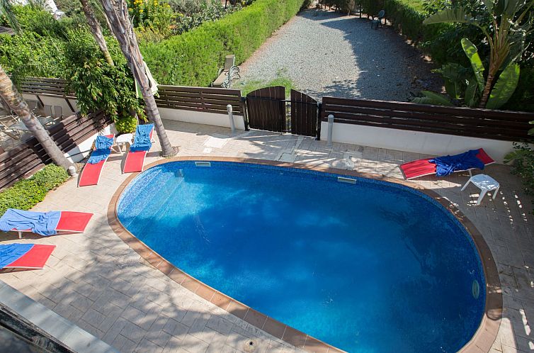 Vakantiehuis Charmante 3-Schlafzimmer-Villa DI12 mit private
