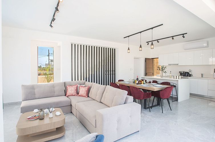 Vakantiehuis Protaras Vie Bleu Villa mit Pool, im Zentrum