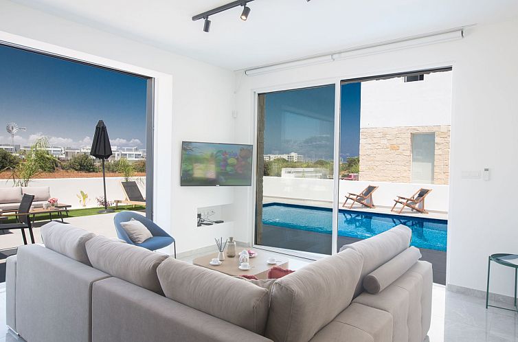 Vakantiehuis Protaras Vie Bleu Villa mit Pool, im Zentrum