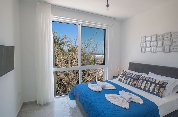 Vakantiehuis 4-Schlafzimmer-Villa mit Pool im Zentrum von Pr