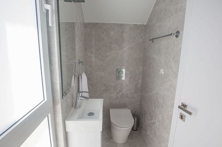 Vakantiehuis 4-Schlafzimmer-Villa mit Pool im Zentrum von Pr